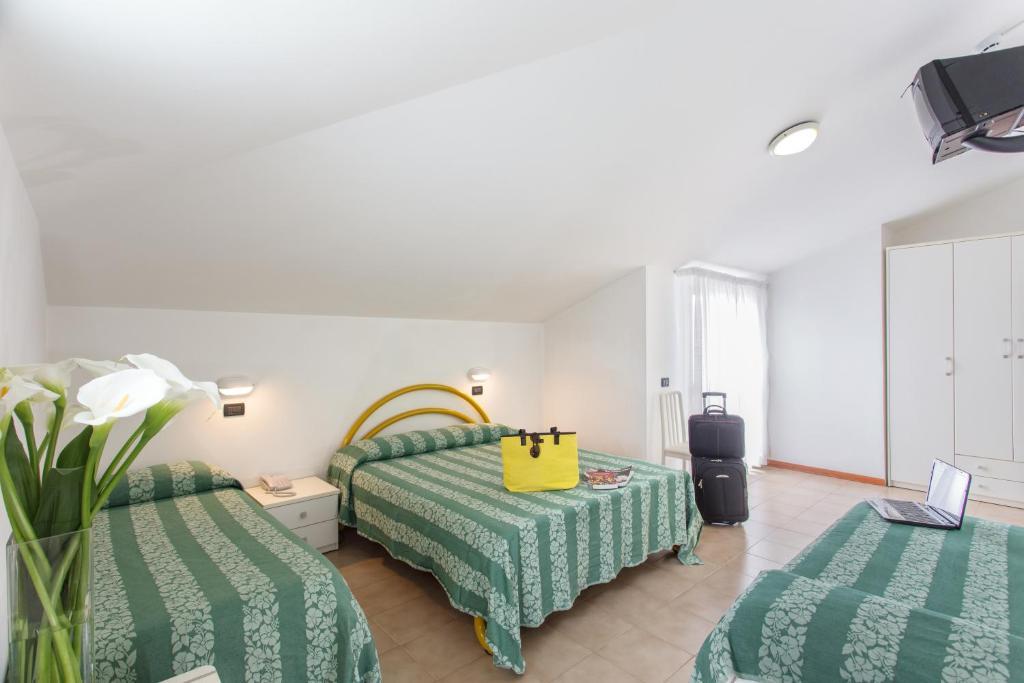 Garden Hotel 3*